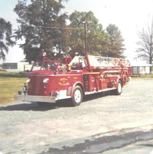 Truck 31 1949 American LaFrance ( Old District Heights Truck)